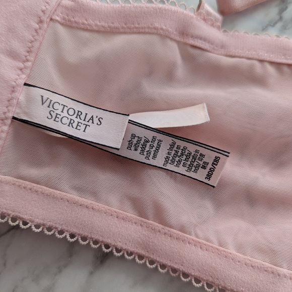 Victoria's Secret Pink Lace Bra size 38DD - Picture 4 of 6